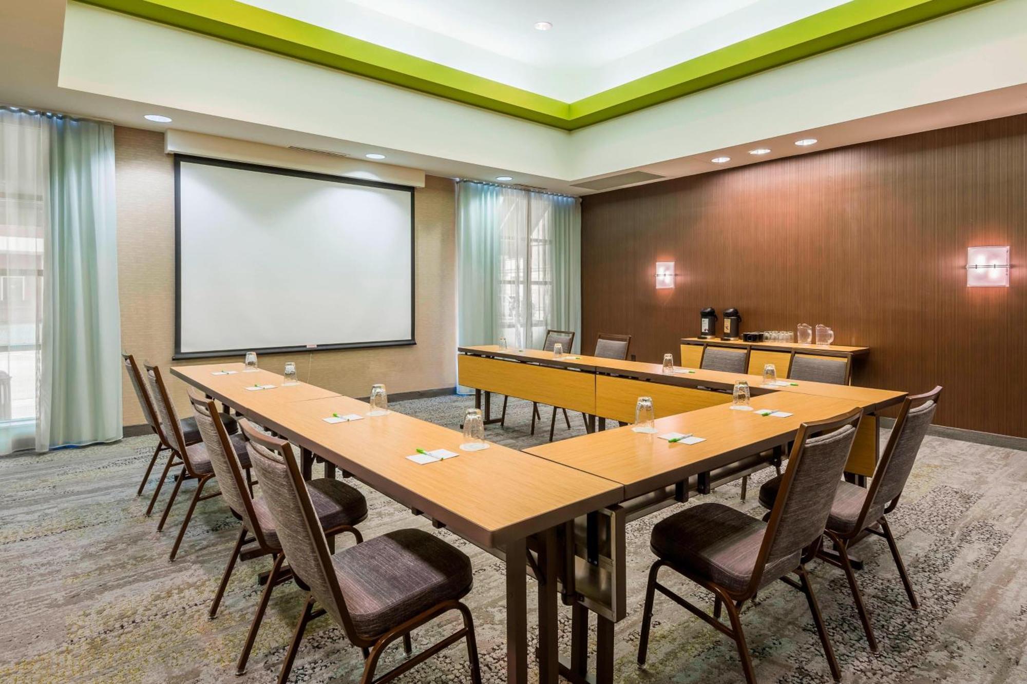 Courtyard By Marriott Chattanooga Downtown Ngoại thất bức ảnh