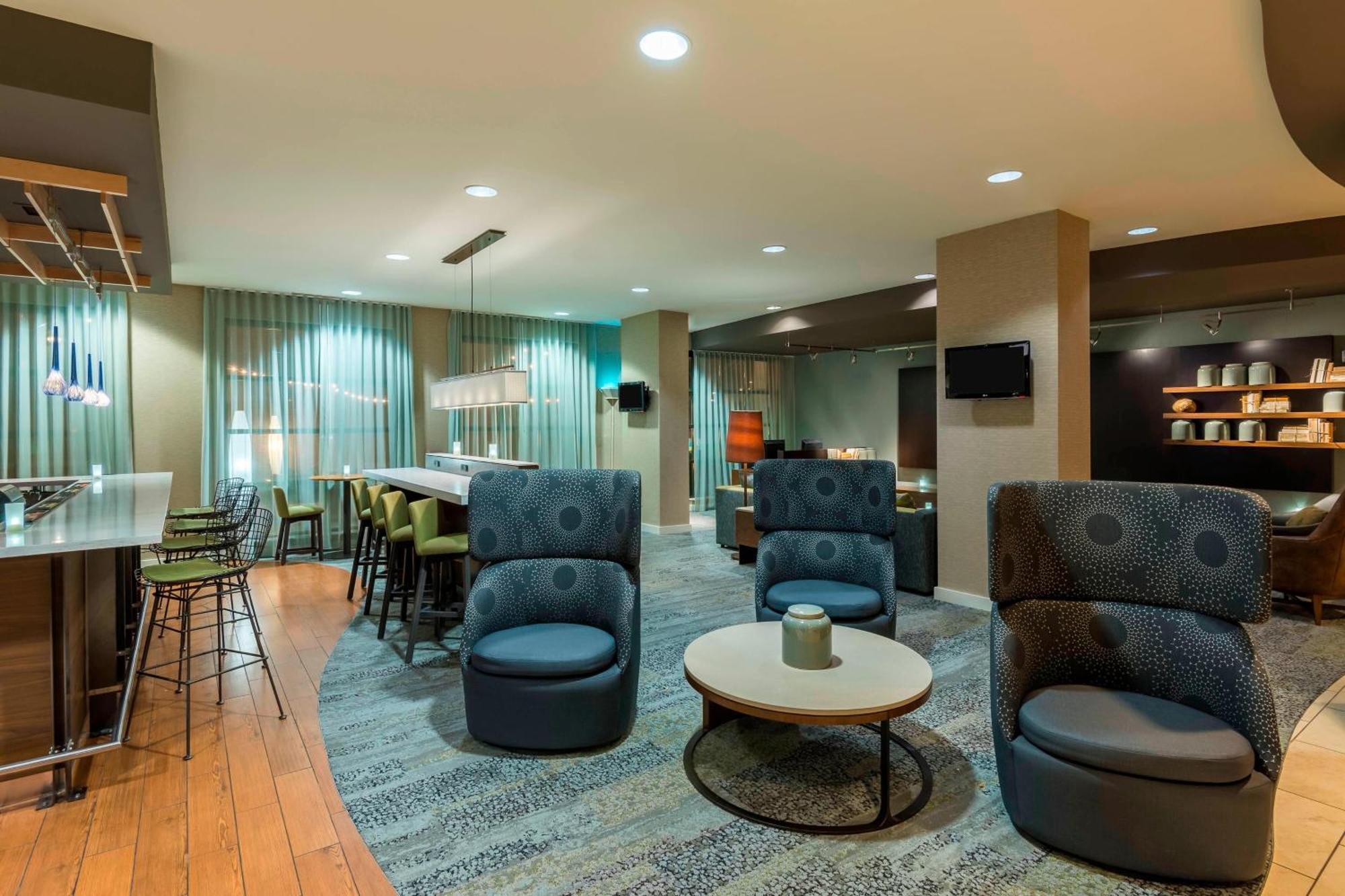 Courtyard By Marriott Chattanooga Downtown Ngoại thất bức ảnh