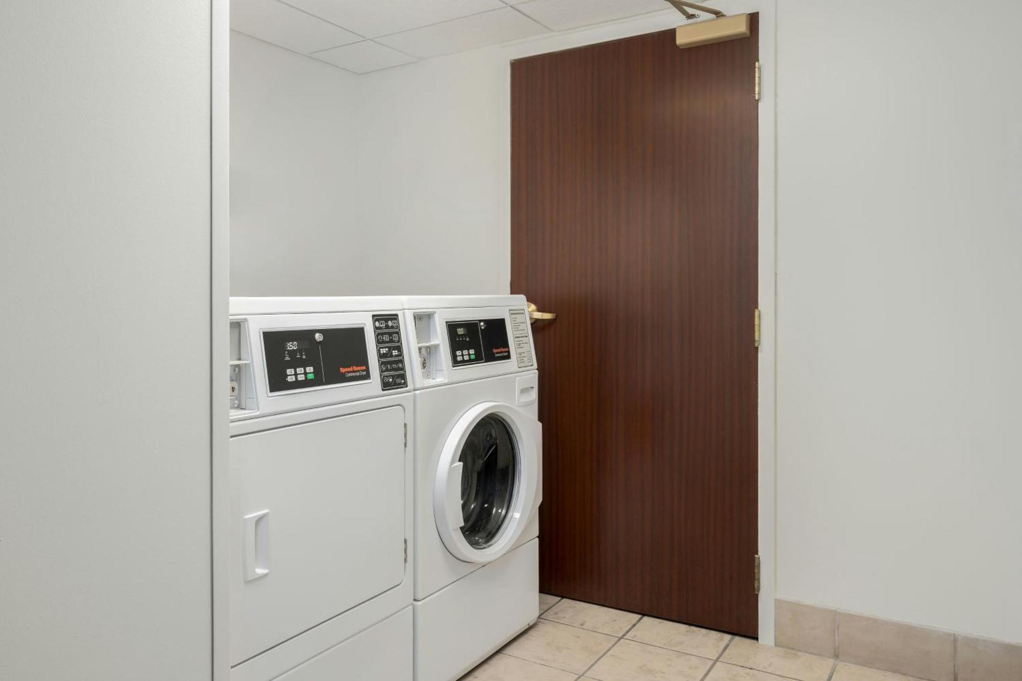 Courtyard By Marriott Chattanooga Downtown Ngoại thất bức ảnh