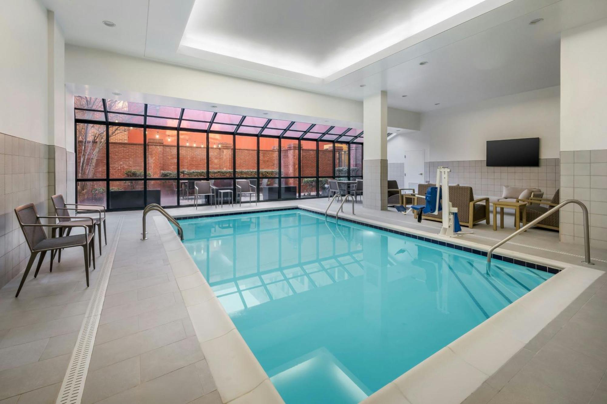 Courtyard By Marriott Chattanooga Downtown Ngoại thất bức ảnh